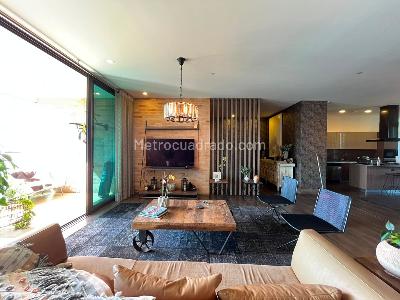 Apartamento en venta en El Poblado, Medellín · foto 3 de 20