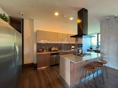 Apartamento en venta en El Poblado, Medellín · foto 7 de 20