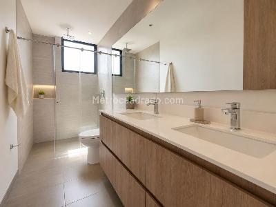 Apartamento en arriendo en El Poblado, Medellín · foto 10 de 11