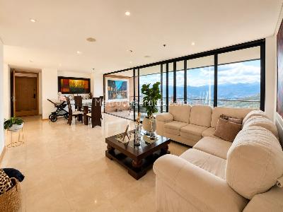 Apartamento en arriendo en El Poblado, Medellín · foto 2 de 11