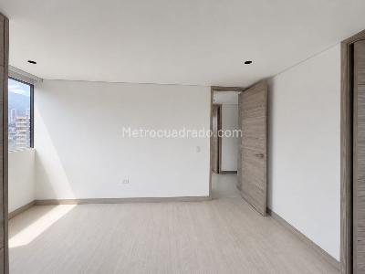 Apartamento de 2 alcobas en arriendo en El Poblado, Medellín, 128 m² · foto 10 de 17