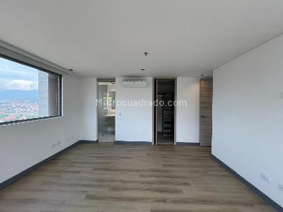 Apartamento de 2 alcobas en arriendo en El Poblado, Medellín, 128 m² · foto 12 de 17