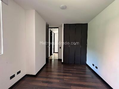 Apartamento de 3 alcobas en venta en El Tesoro, Medellín, 120 m² · foto 12 de 15