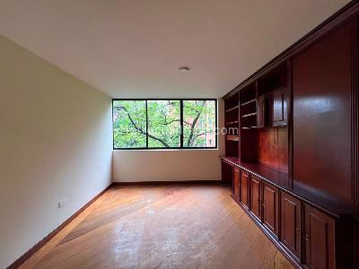 Apartamento en venta en El Poblado, Medellín · foto 7 de 18