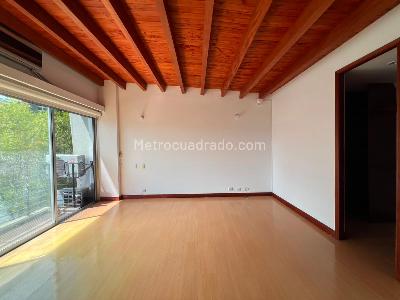 Casa de 4 alcobas en venta en El Poblado, Medellín, 230 m² · foto 9 de 19