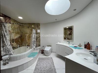 Casa de 4 alcobas en venta en Envigado, Envigado, 1580 m² · foto 18 de 20