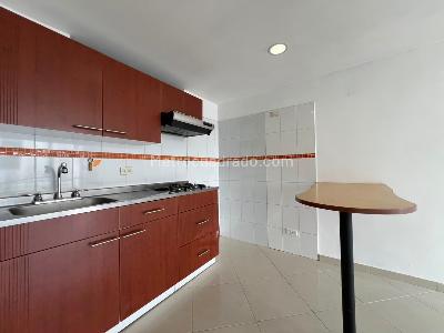 Apartamento en venta en El Poblado, Medellín · foto 6 de 13