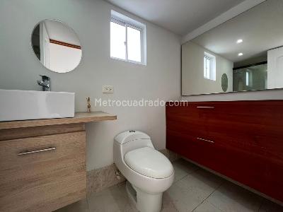 Apartamento en venta en El Poblado, Medellín · foto 10 de 10