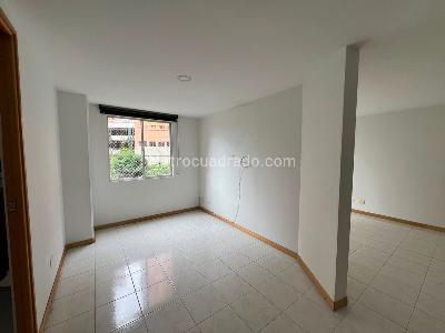 Apartamento en venta en El Poblado, Medellín · foto 9 de 10