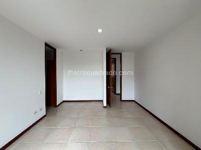 Apartamento de 3 alcobas en venta en El Poblado, Medellín, 95 m² · foto 11 de 17