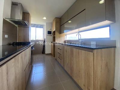 Apartamento en venta en Envigado, Envigado · foto 3 de 12