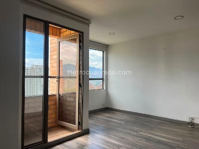 Apartamento de 2 alcobas en venta en El Poblado, Medellín, 142 m² · foto 13 de 15