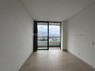 Apartamento de 2 alcobas en venta en El Poblado, Medellín, 61 m² · foto 11 de 19