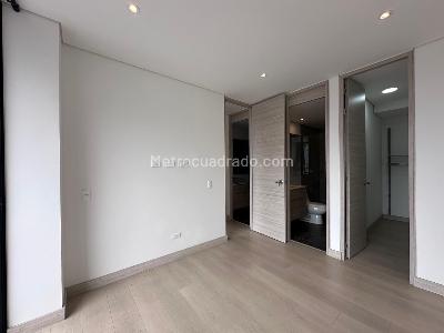 Apartamento de 2 alcobas en venta en El Poblado, Medellín, 61 m² · foto 13 de 19