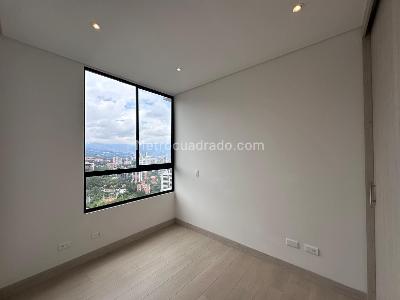 Apartamento de 2 alcobas en venta en El Poblado, Medellín, 61 m² · foto 15 de 19