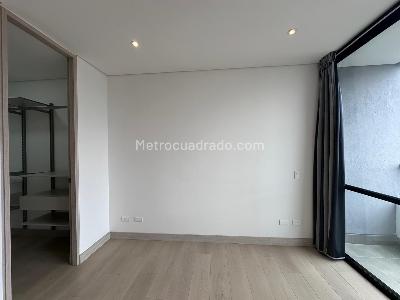 Apartamento de 2 alcobas en venta en El Poblado, Medellín, 61 m² · foto 17 de 19
