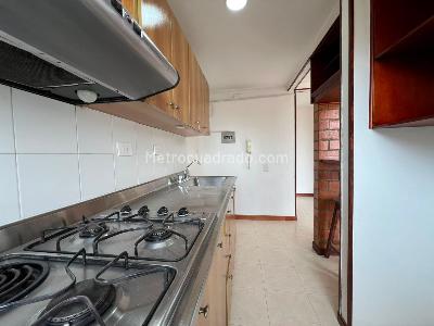 Apartamento en arriendo en El Poblado, Medellín · foto 5 de 13
