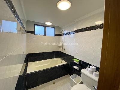 Apartamento de 3 alcobas en venta en El Poblado, Medellín, 254 m² · foto 14 de 16