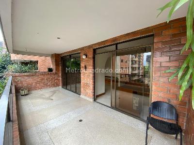 Apartamento de 3 alcobas en venta en El Poblado, Medellín, 254 m² · foto 16 de 16
