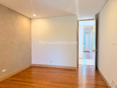 Apartamento en venta en El Poblado, Medellín · foto 13 de 19