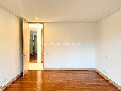 Apartamento en venta en El Poblado, Medellín · foto 17 de 19