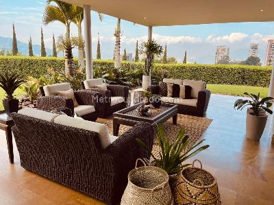 Casa de 4 alcobas en venta en El Poblado, Medellín, 1633 m² · foto 10 de 14