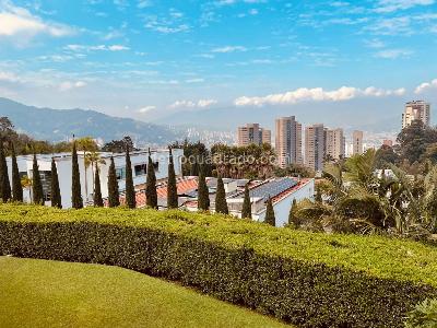 Casa de 4 alcobas en venta en El Poblado, Medellín, 1633 m² · foto 14 de 14