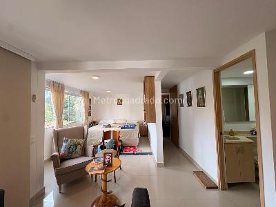 Apartamento de 1 alcoba en venta en Sabaneta, Sabaneta, 53 m² · foto 2 de 11