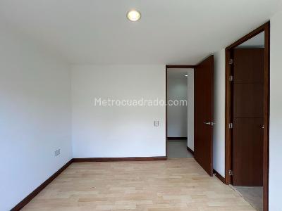 Apartamento de 2 alcobas en arriendo en El Poblado, Medellín, 64 m² · foto 10 de 14