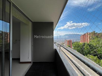 Apartamento de 2 alcobas en arriendo en El Poblado, Medellín, 64 m² · foto 14 de 14
