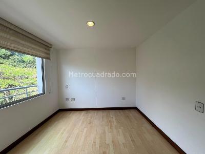 Apartamento de 2 alcobas en arriendo en El Poblado, Medellín, 64 m² · foto 6 de 14