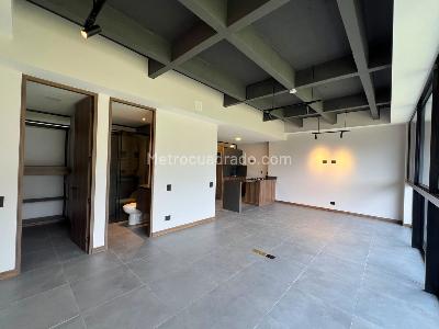 Apartamento de 1 alcoba en arriendo en Altos Del Poblado, Medellín, 50 m² · foto 5 de 10