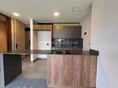 Apartamento de 1 alcoba en arriendo en Altos Del Poblado, Medellín, 50 m² · foto 8 de 10