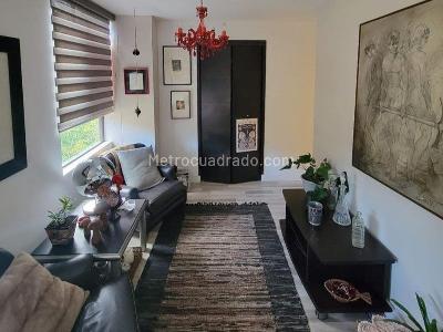 Apartamento en venta en El Poblado, Medellín · foto 6 de 13
