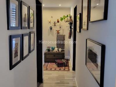 Apartamento en venta en El Poblado, Medellín · foto 7 de 13