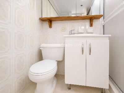 Apartamento de 3 alcobas en arriendo en El Poblado, Medellín, 63 m² · foto 12 de 12