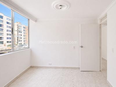 Apartamento de 3 alcobas en arriendo en El Poblado, Medellín, 63 m² · foto 7 de 12