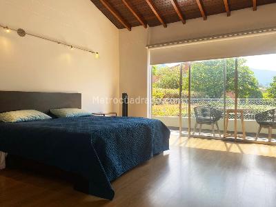 Casa en arriendo en El Poblado, Medellín · foto 12 de 18