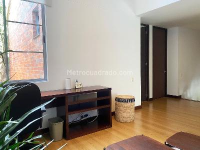 Casa en arriendo en El Poblado, Medellín · foto 8 de 18