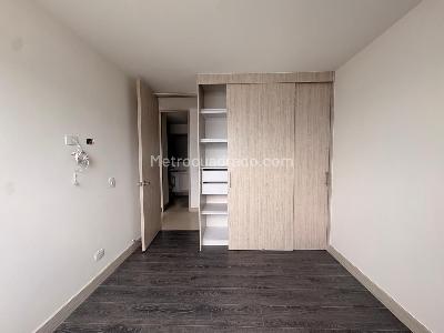 Apartamento de 3 alcobas en venta en Sabaneta, Sabaneta, 84 m² · foto 10 de 15