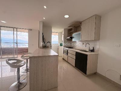 Apartamento de 3 alcobas en venta en Sabaneta, Sabaneta, 84 m² · foto 4 de 15