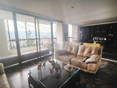 Apartamento de 3 alcobas en venta en Los Balsos, Medellín, 215 m² · foto 3 de 18