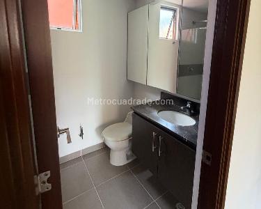 Apartamento en venta en Envigado, Envigado · foto 9 de 12