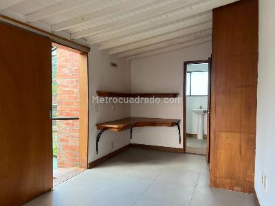 Casa de 3 alcobas en venta en Envigado, Envigado, 160 m² · foto 10 de 17