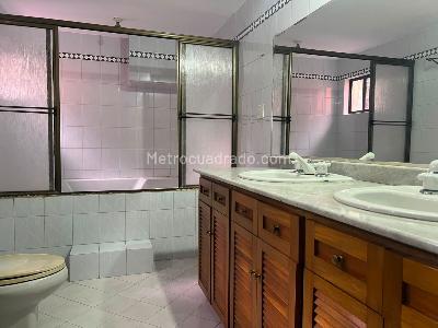 Casa de 3 alcobas en venta en Envigado, Envigado, 160 m² · foto 14 de 17
