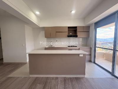 Apartamento de 3 alcobas en venta en Sabaneta, Sabaneta, 76 m² · foto 3 de 15
