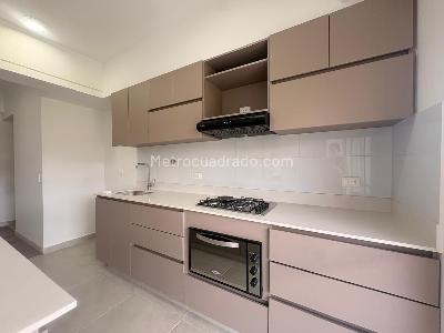 Apartamento de 3 alcobas en venta en Sabaneta, Sabaneta, 76 m² · foto 6 de 15