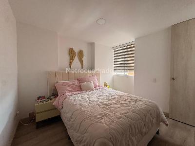 Apartamento de 3 alcobas en venta en Sabaneta, Sabaneta, 84 m² · foto 13 de 16