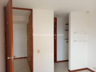 Apartamento en venta en El Poblado, Medellín · foto 11 de 13