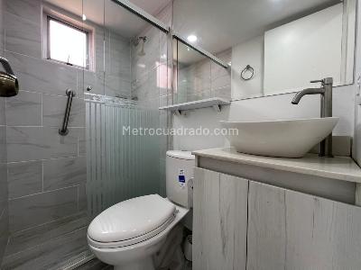 Apartamento en arriendo en El Poblado, Medellín · foto 11 de 12